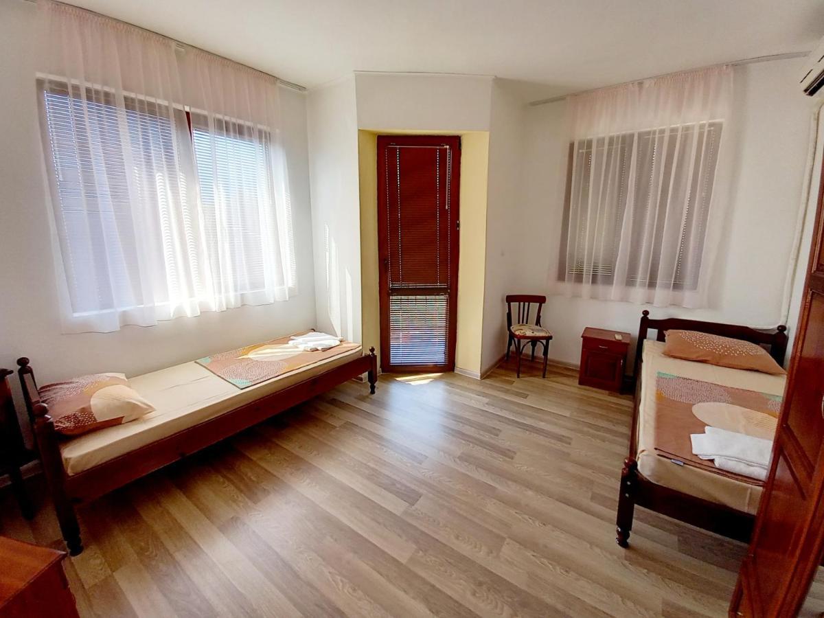 Family Hotel Amore Byala  Exterior foto