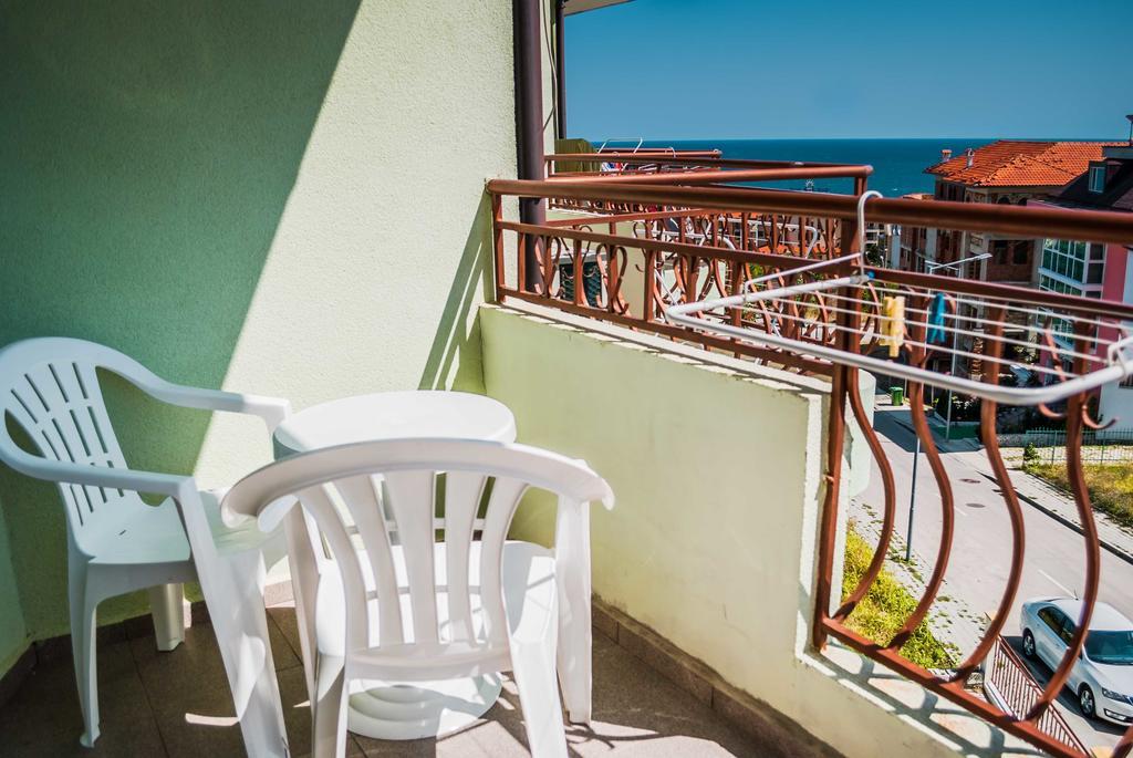 Family Hotel Amore Byala  Exterior foto
